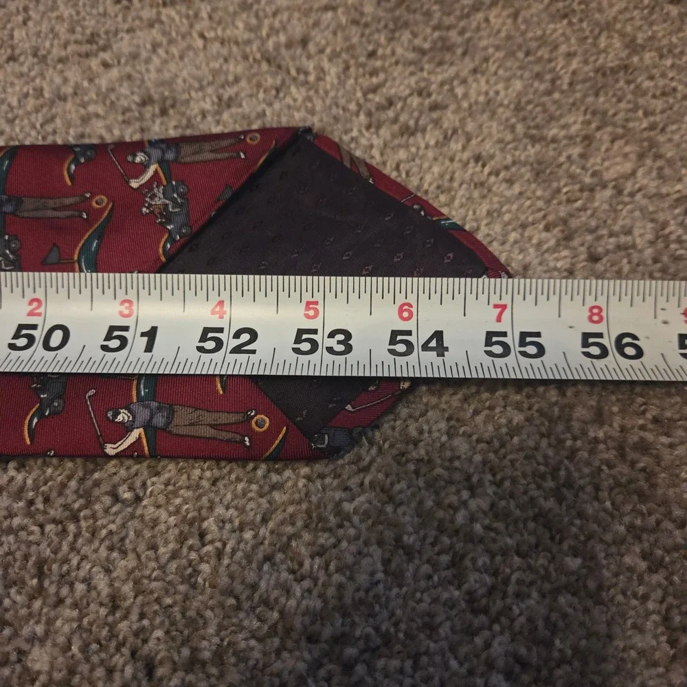 Pebble Beach Mens Silk Tie Burgundy Red Golf Novelty Print Made in USA Classic